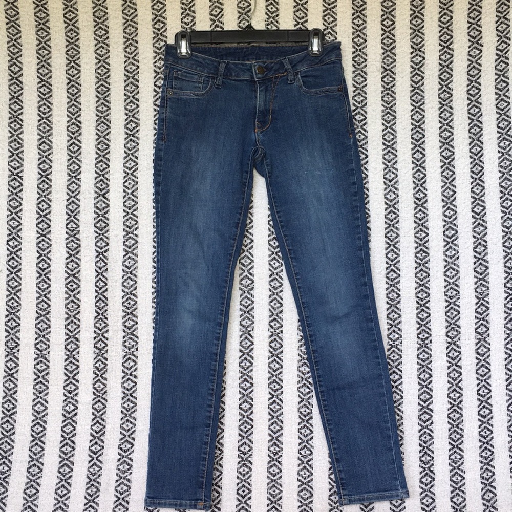 •Old navy jeans•